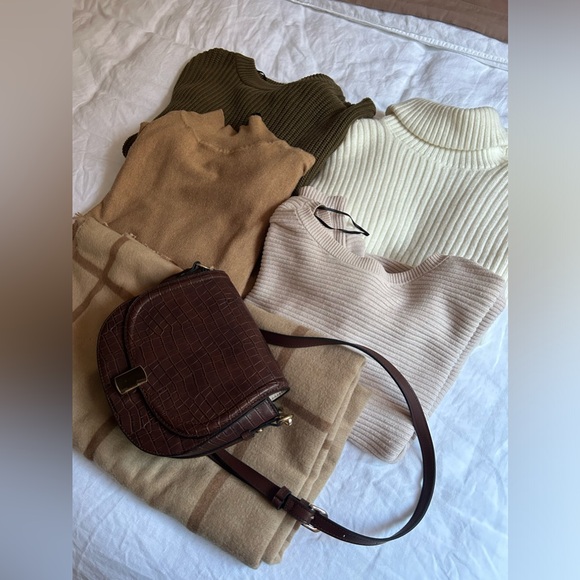 H&M Sweater Lot - Picture 2 of 6